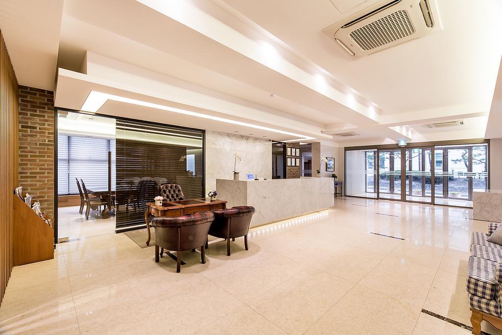 Korea Tourist Hotel Σουγόν Εξωτερικό φωτογραφία