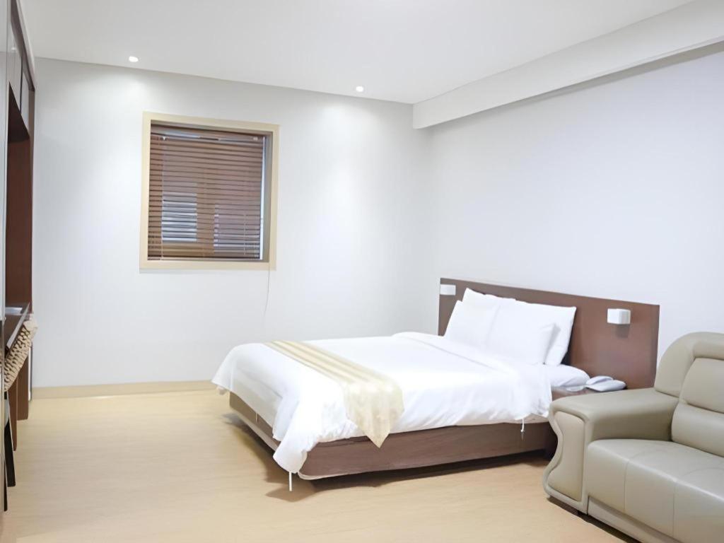 Korea Tourist Hotel Σουγόν Εξωτερικό φωτογραφία