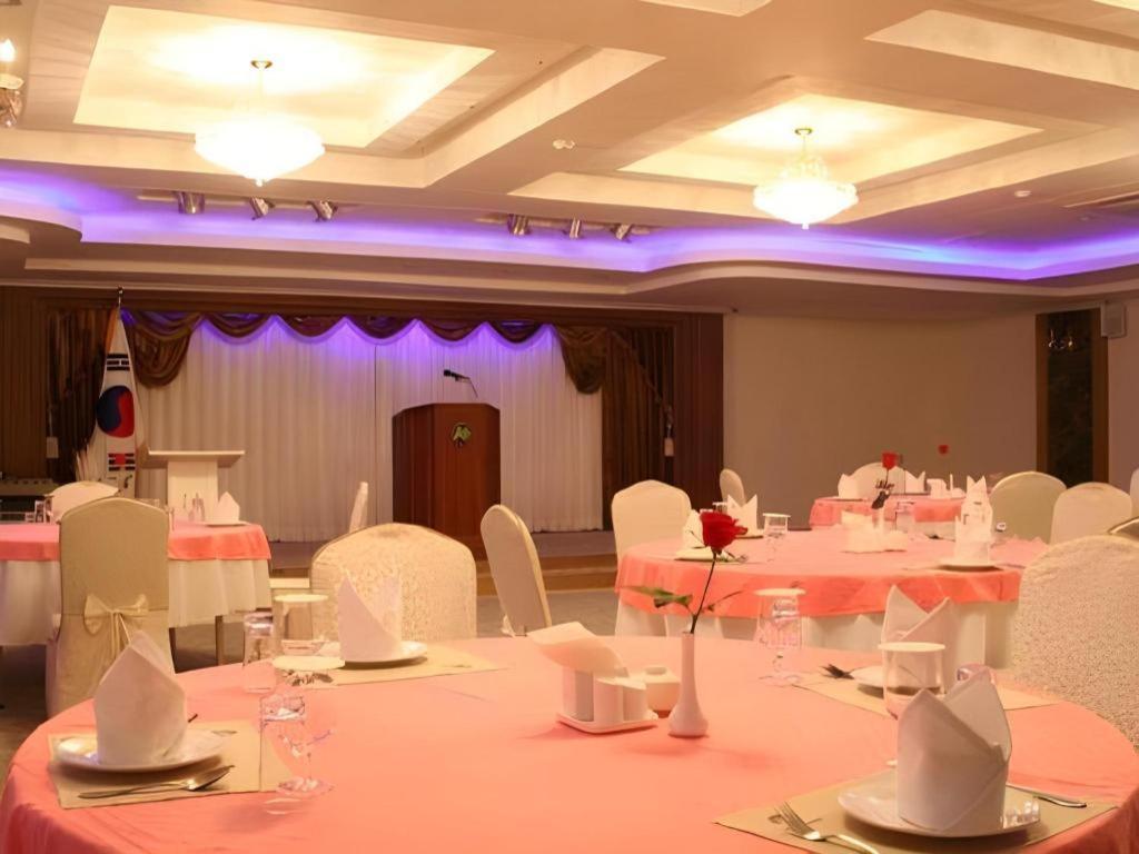 Korea Tourist Hotel Σουγόν Εξωτερικό φωτογραφία